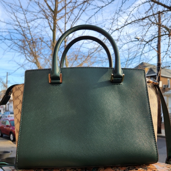 MK Selma Satchel Leather Handbag Medium - Picture 4 of 8